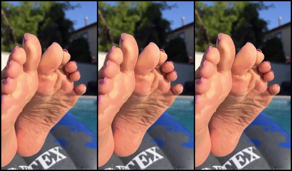 Alexia Ramsey Onlyfans New Pedi Thanks To A Wonderful Sponsor Couldn T Find The Color I Wanted To Get But This One Isn T