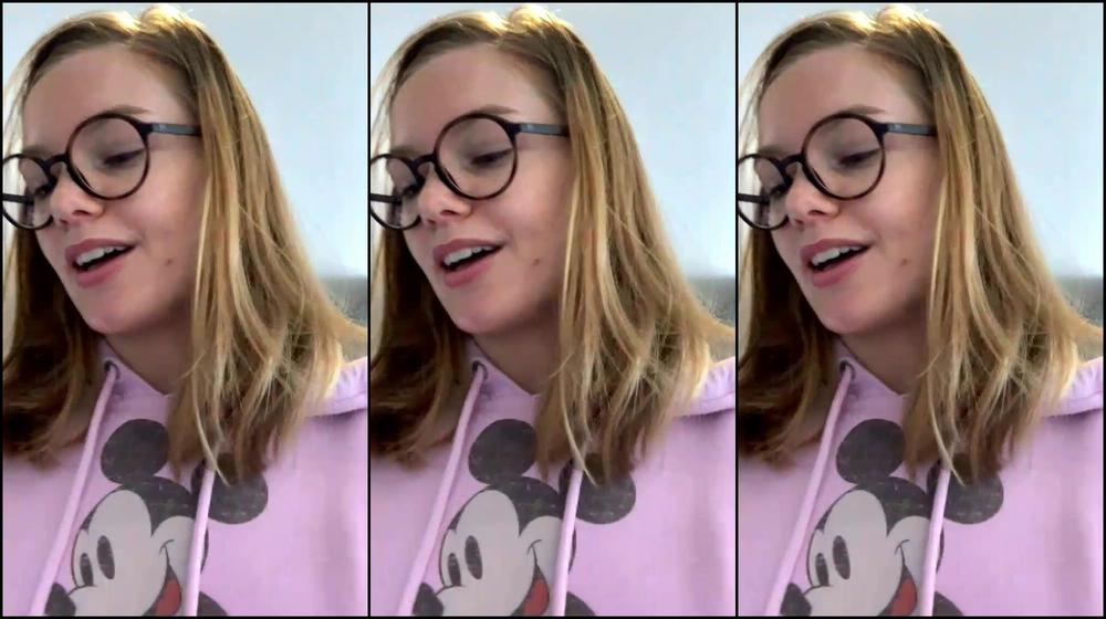 cutegiraffe-21-03-2020-187831173-stream-started-at-03-21-2020-02-26-pm