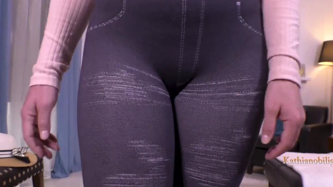 Kathianobilixx Findom 11 27 2018 Onlyfans Video My Darlings You Are The First To See My Sexy Tights Video