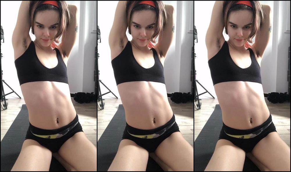 ouiouilux-08-04-2020-221784652-what-s-your-favorite-part-of-this-video-i-wanna-know-check-ur-messa