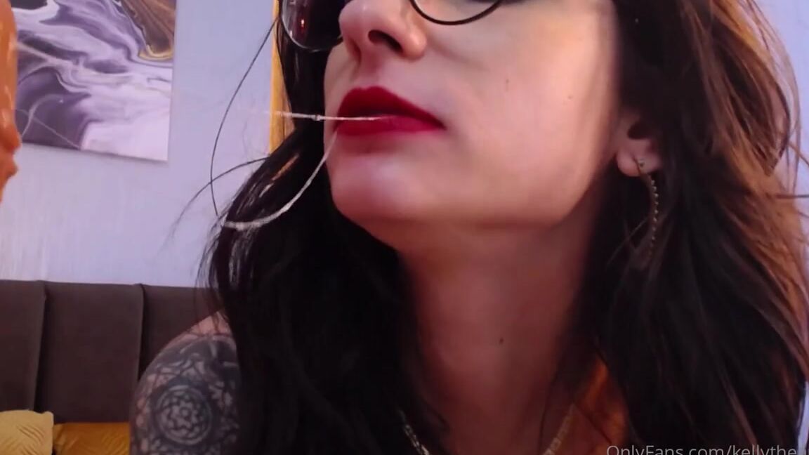 Aimee Kelly Aka Kellytheaimee Onlyfans I Want To Be 1 On Your To Do List Here I Got A Blowjob Just For You