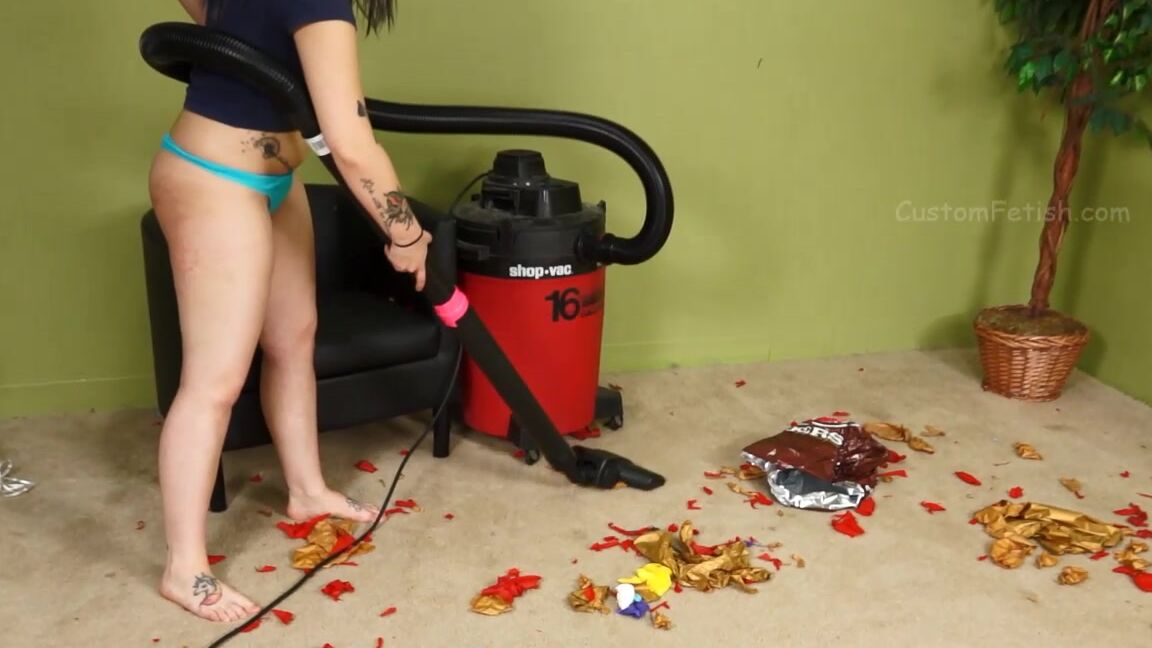 Custom Fetish Pearls Naked Vacuum Clean Up