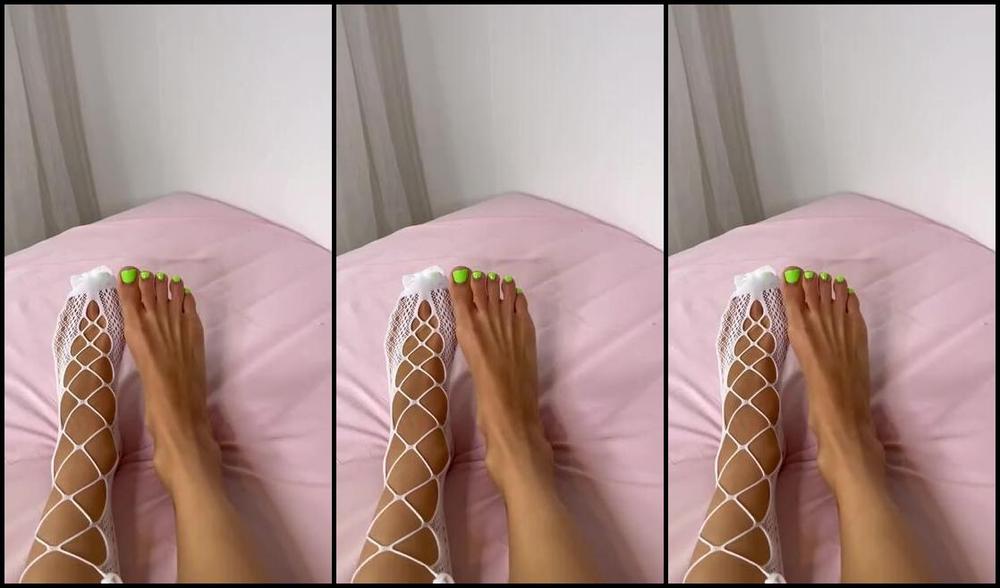 Lutkakissa Nicknamed Lutkakissa 07 25 2023 Onlyfans Video Toivepostaus Riisun Mun Uudet Sukat Videolla Ja Sit Oljyan Jalat Foot Content Was Requested So