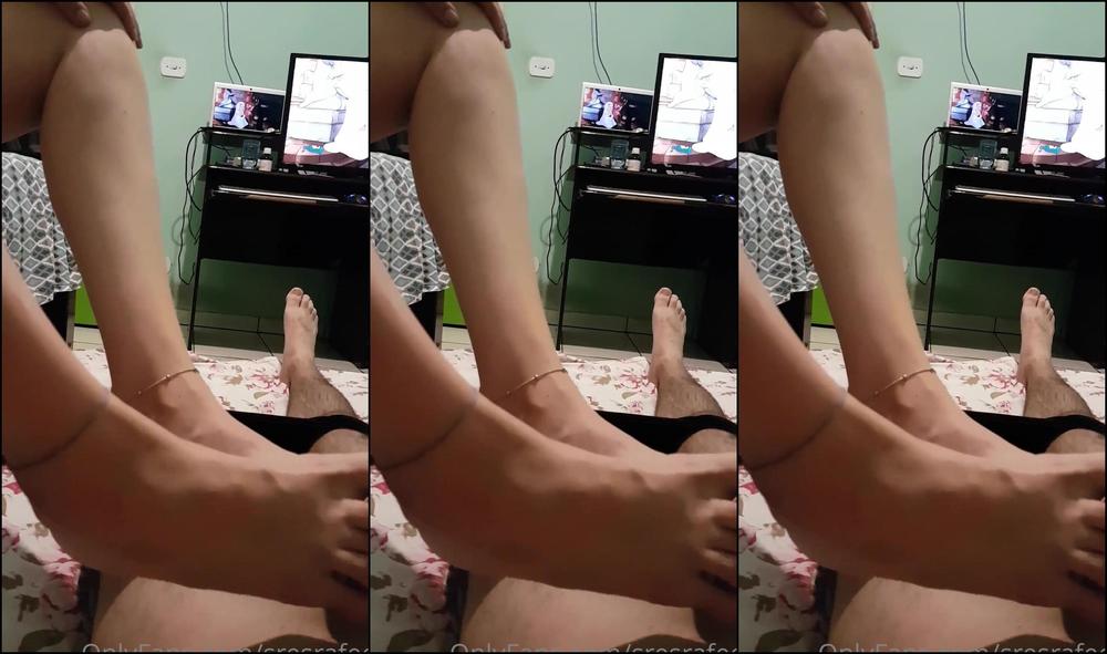 Sresrafeet Very Smelly Feet Domination And Foot Massage On My Dick Enjoy It