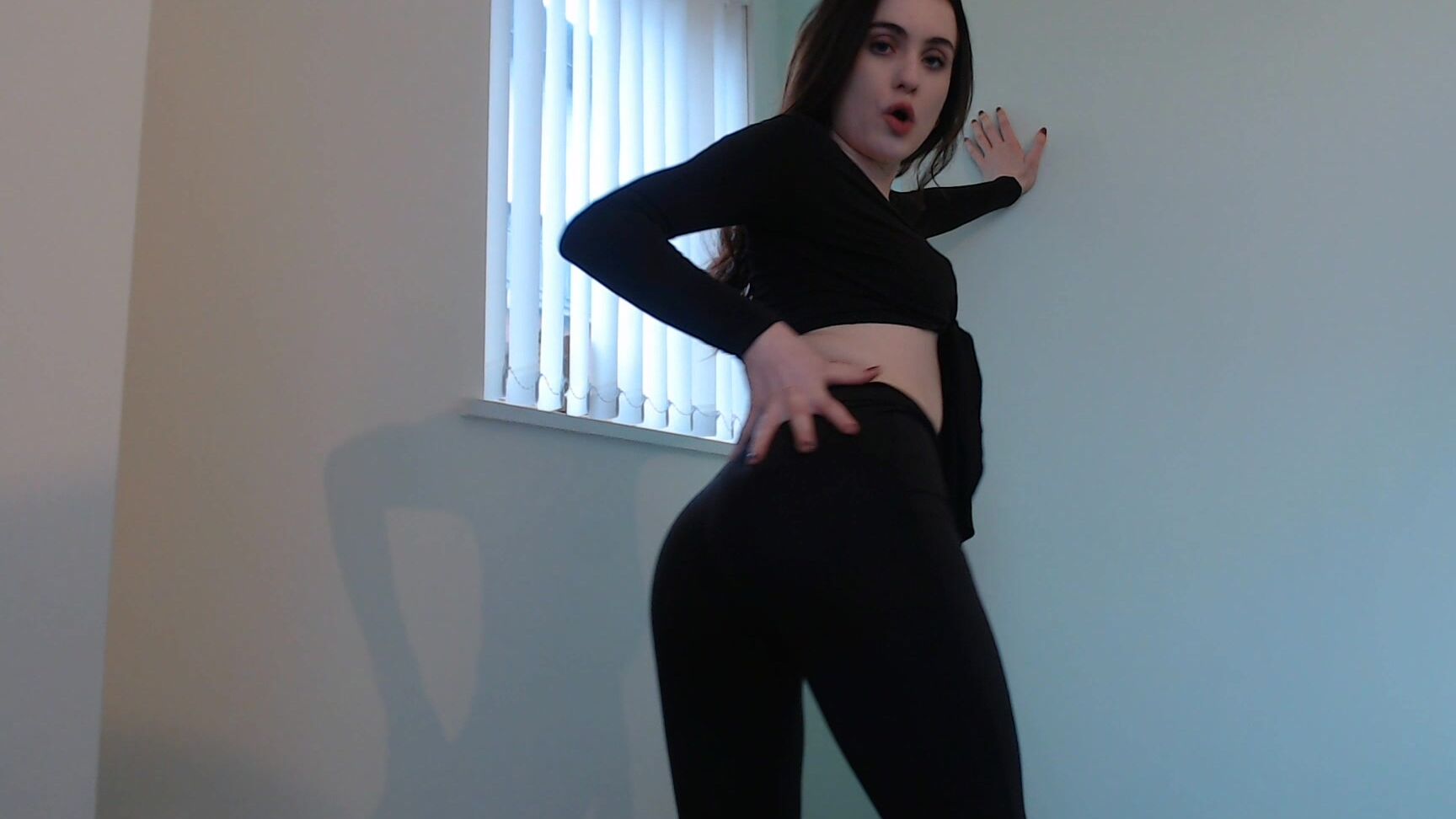 Lola Rae Uk Exploiting Your Ass Addiction