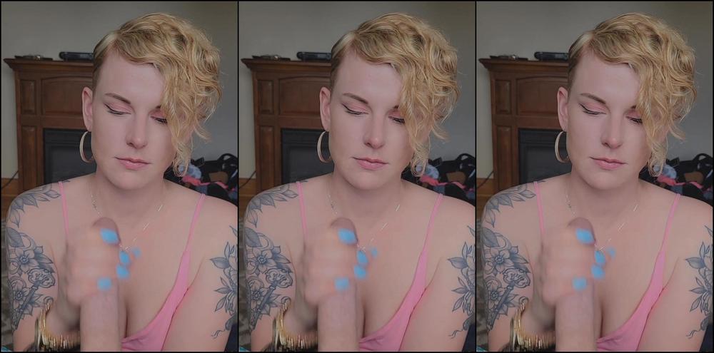 Strwberriebbxxx I Think My Dominate Side Came Out At The End Of This Video Lol Hair Is An Absolute Mes
