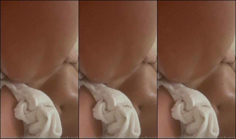 Emilyxbanks 2022 04 15 All The Angles