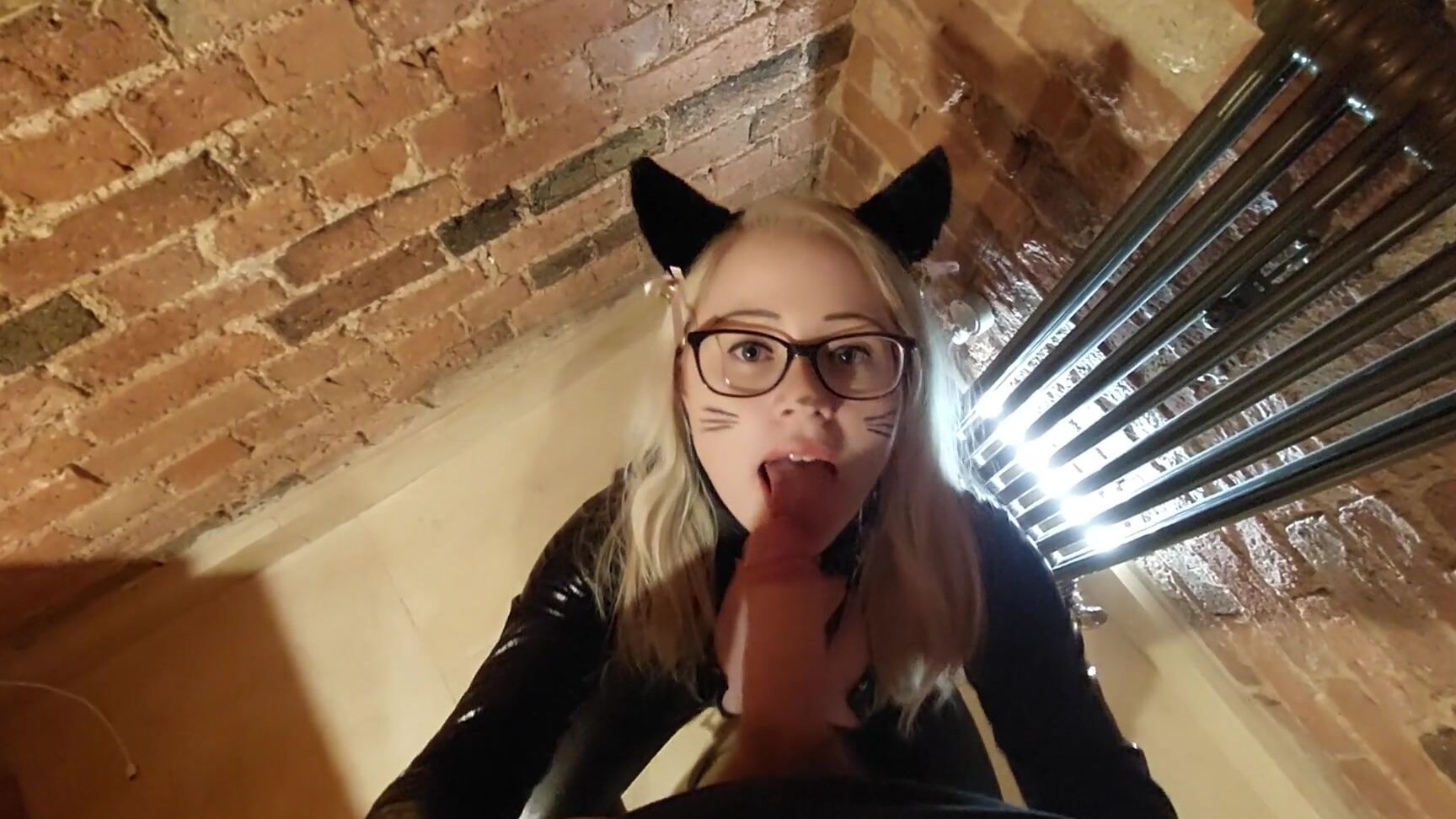 Amateur Couple, Cum In Mouth, Handjobs, POV sofiasaintxxx naughty kitty gets her milk ManyVids