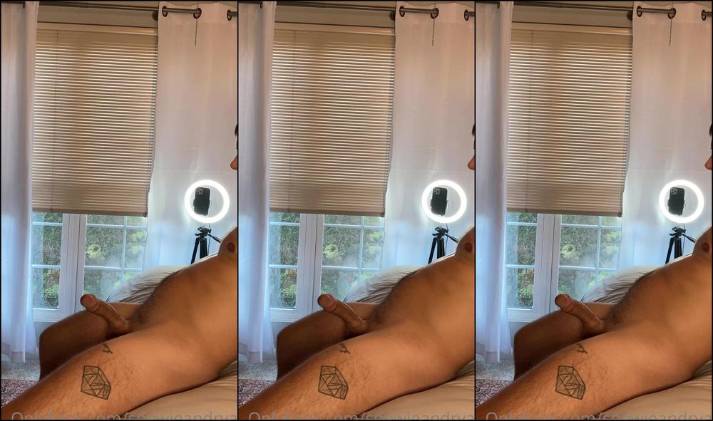 snowieandryan-26-10-2021-2256404908-mmm-i-ve-started-feeling-really-confident-with-my-body-lately-and-really-enjoy-these-lit