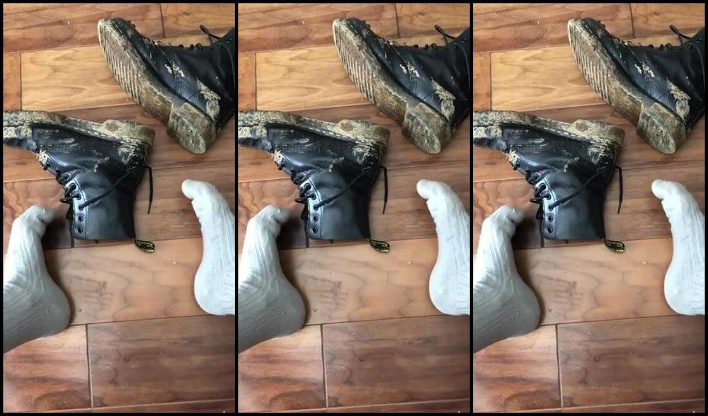 Ms Tomorrow Nicknamed Dommetomorrow Onlyfans Video Clip Watch Me Take These Muddy Boots Sweaty Socks Off With Your Chastity Cage On Of Cour