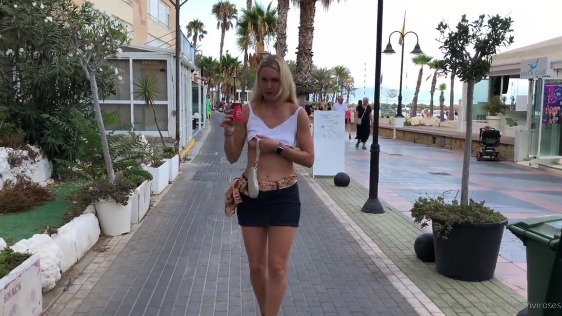 Iviroses Exclusive In My Onlyfans Flashing In Public With Underboo