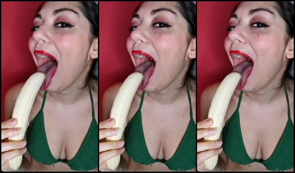 Emily Maxemilweber Nicknamed Maxemilweber 05 12 2022 Onlyfans Video That Banana Was Really Huge