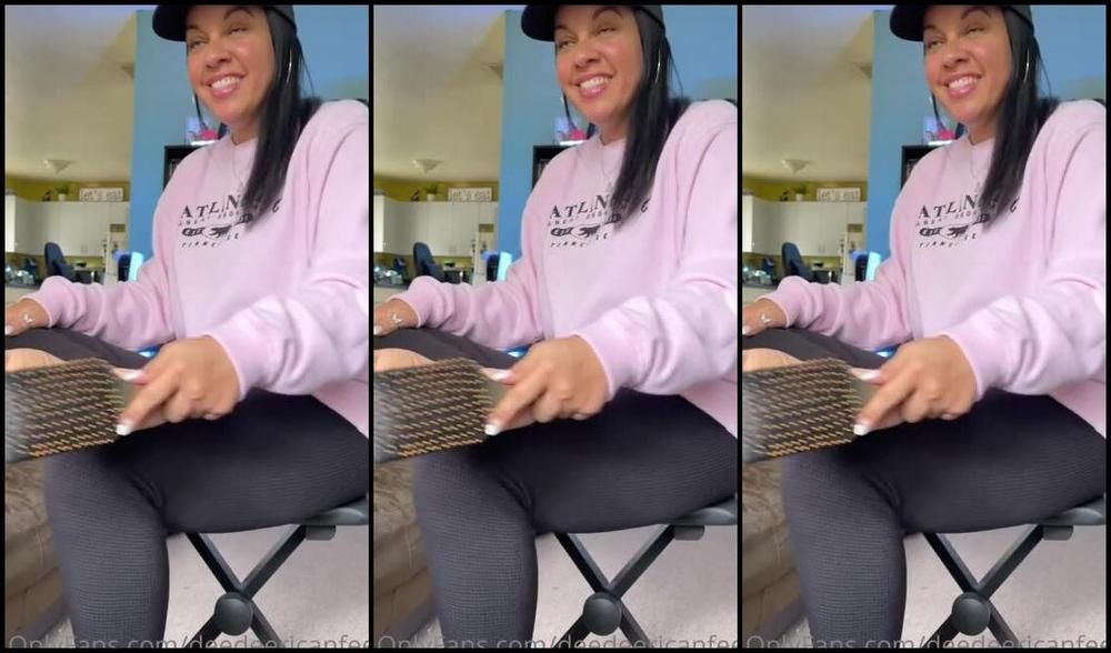 Deedeericanfeet Onlyfans As Requested Let S Slap These Soles Don T U Love The Sound Thou Ouchy I Got Boo Boo