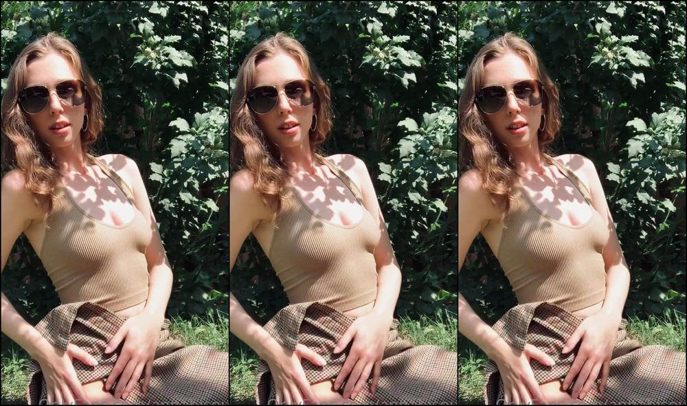 Annabisoux 2208739426 09 01 2021 Swipe For Titty S And Sun