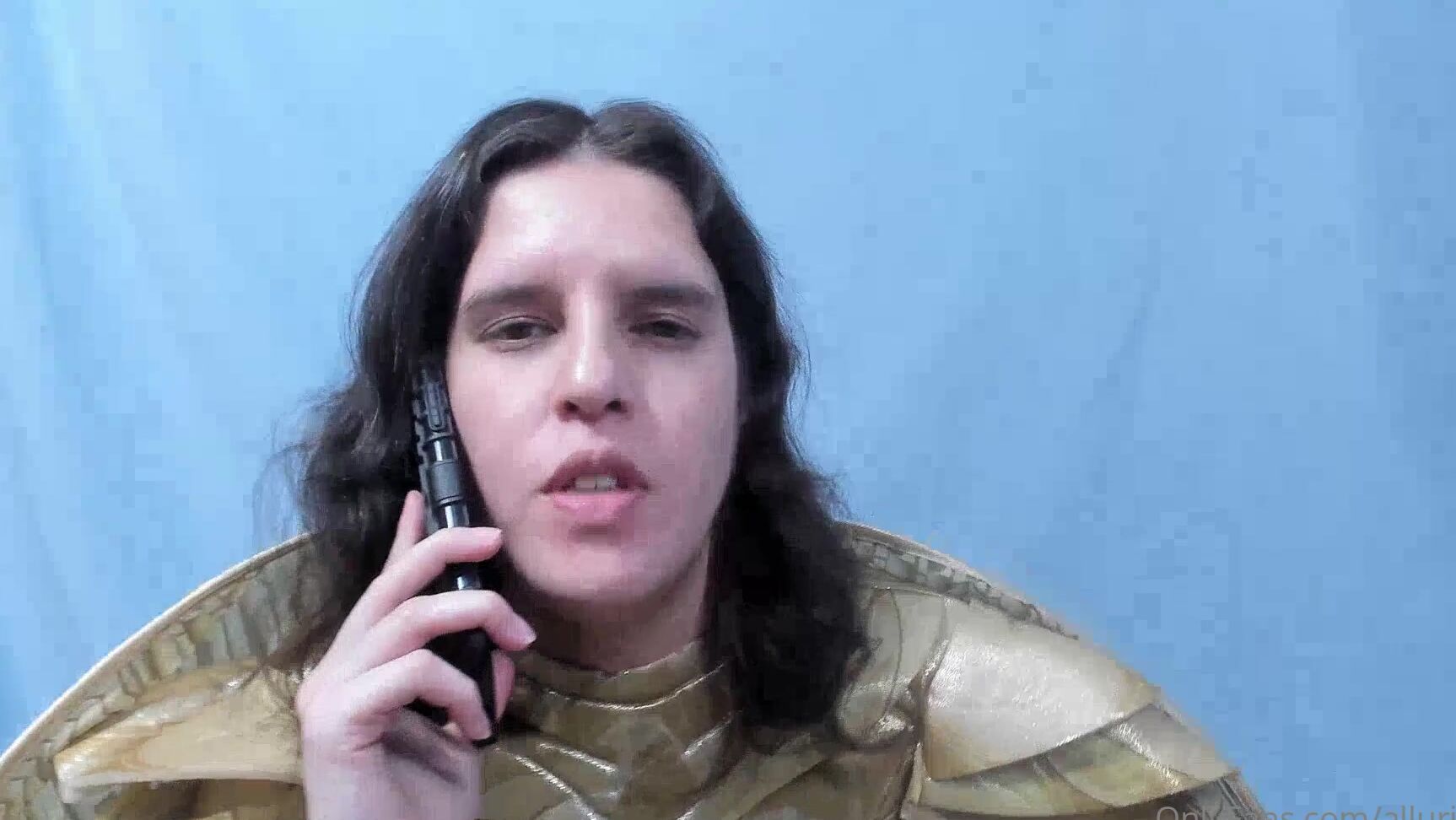 Alluringali When Duty Calls Wonder Woman Gets Interrupted With A Phone Call From Justice League Goin