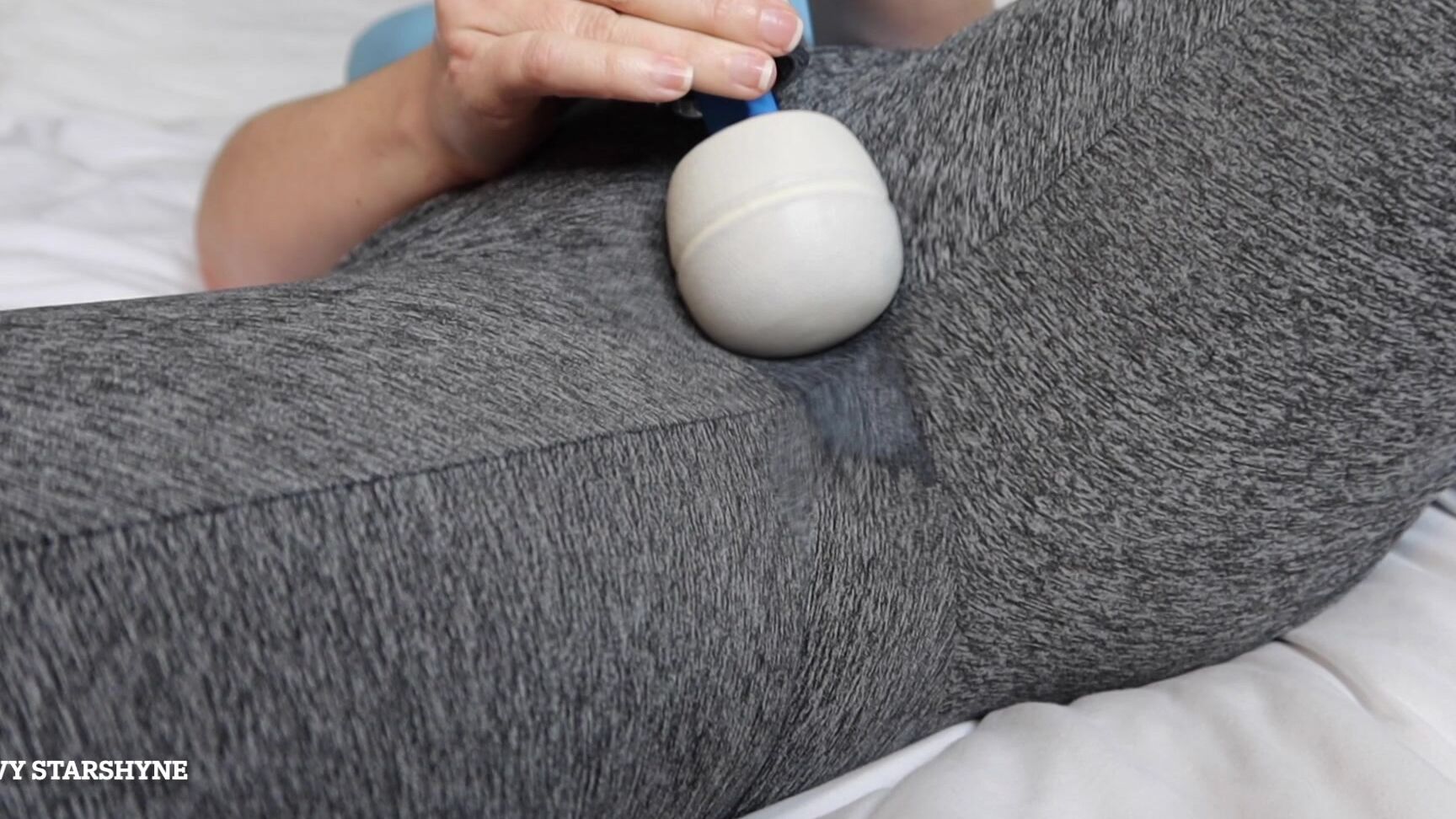 Ivystarshyne Moist Leggings