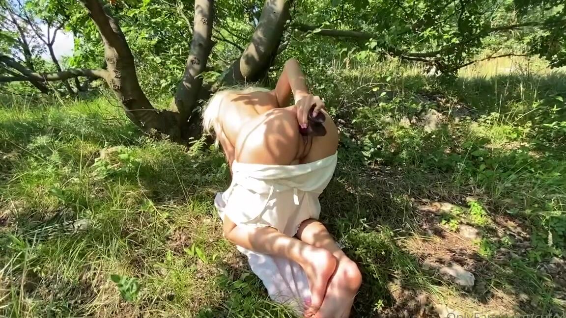 Cuteelisen Nicknamed Cuteelisen Onlyfans 05 03 2024 Deanerys Cosplay Public Masturbation Free