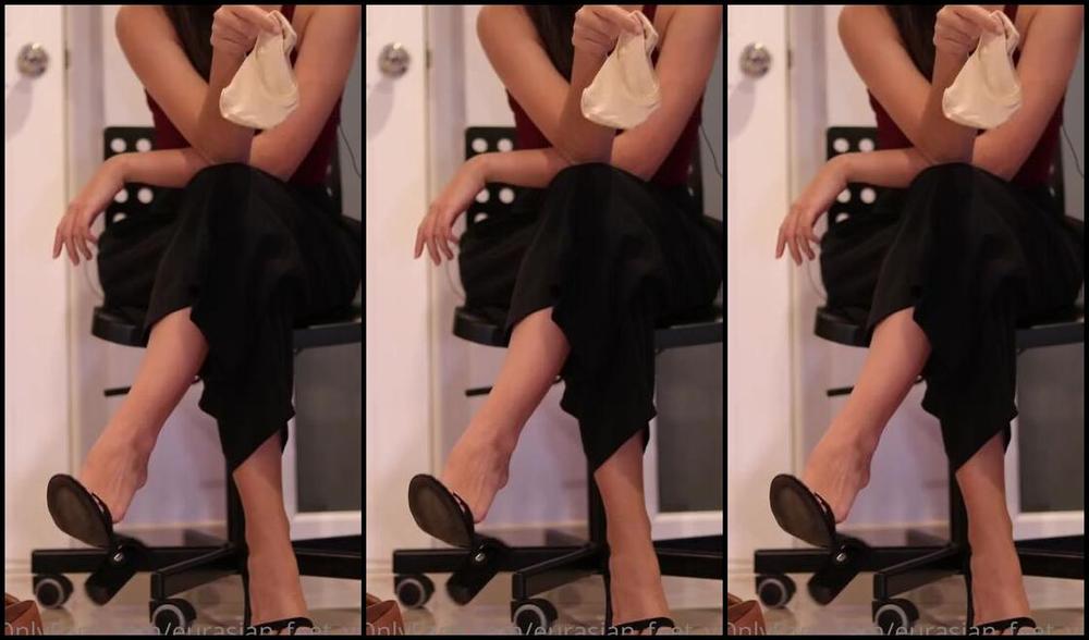 Eurasian Feet Vip Nicknamed Eurasian Feet Vip 12 07 2021 Onlyfans Video You Are My Pathetic Dog Who Stays Home All Day Making Sure My House Is Clean