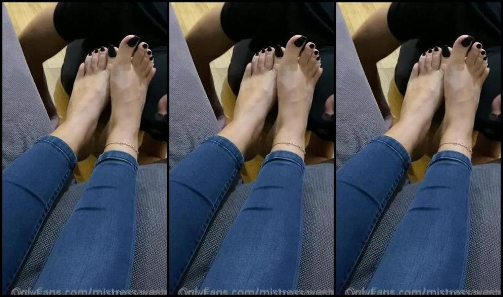 Mistress Sayeste Aka Mistressayeste Onlyfans My Beautiful Socks Make You Weak 2P