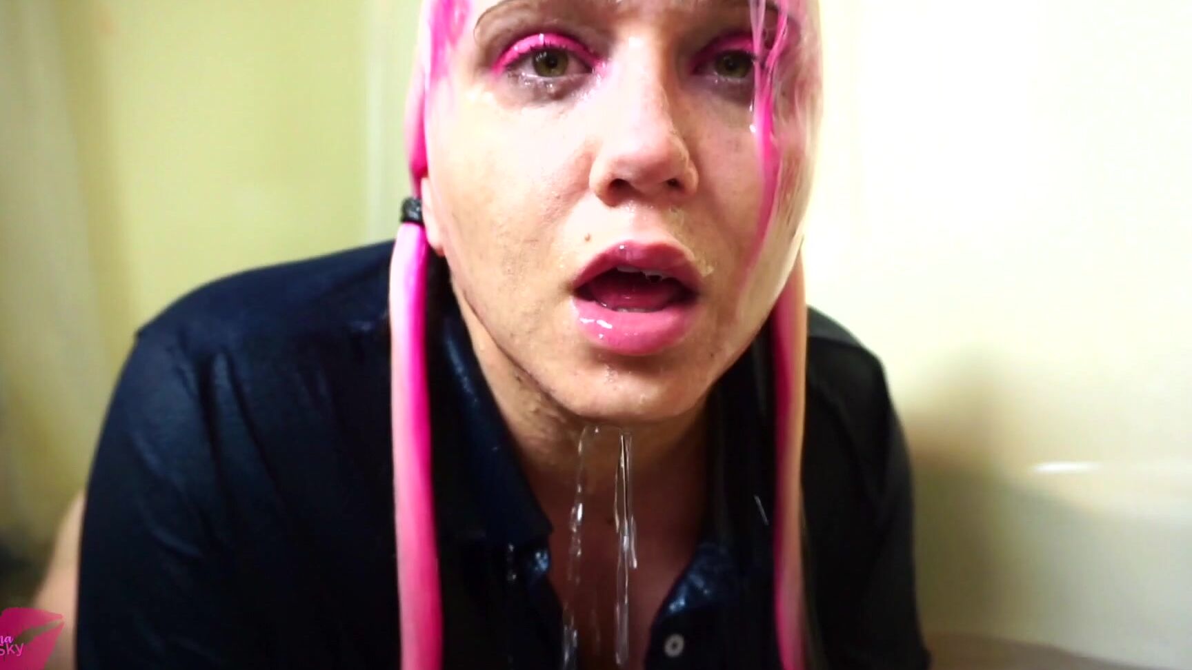 Clubdinasky Wet Dunked And Cummed On