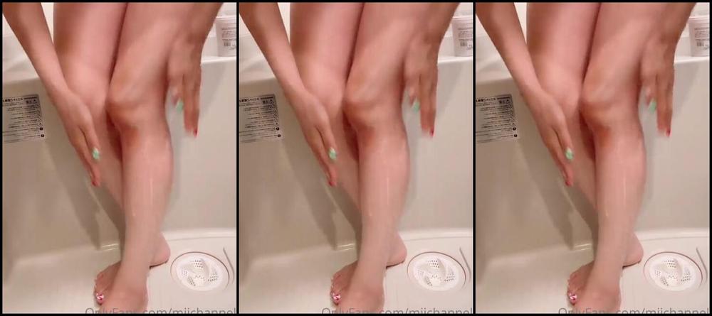 Miichannel R Nicknamed Miichannel R Onlyfans For Smooth Skin With Body Scrub 1