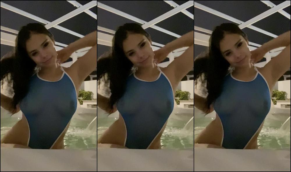 Vivalaviolet Getting Naked In A Hot Tub People Might See Me