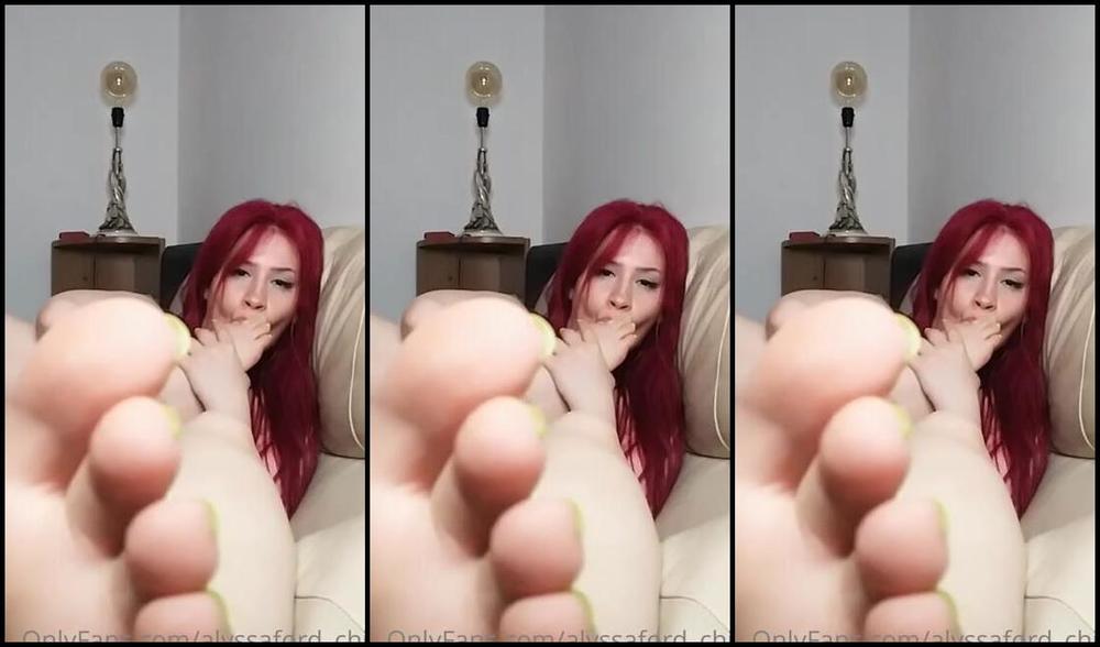 Alyssa Ford Nicknamed Alyssaford Chill Onlyfans Do You Think I Look Pretty When I Suck My Toes Nh