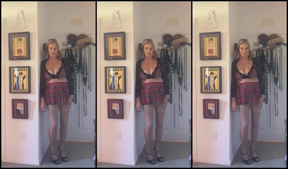 Avb Gilfgoddess Vip Nicknamed Avbgilfgoddess 02 11 2022 Onlyfans Video Annekes Teacher Wants To See Her