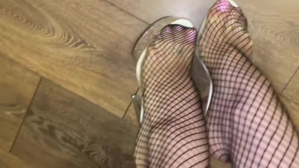 Inga Llery Nicknamed Inga Llery Foot Fetish 05 27 2023 Onlyfans Video Fishnets Lovers Do You Like Very Soon I Will Post Video With Nylons Feel Free To