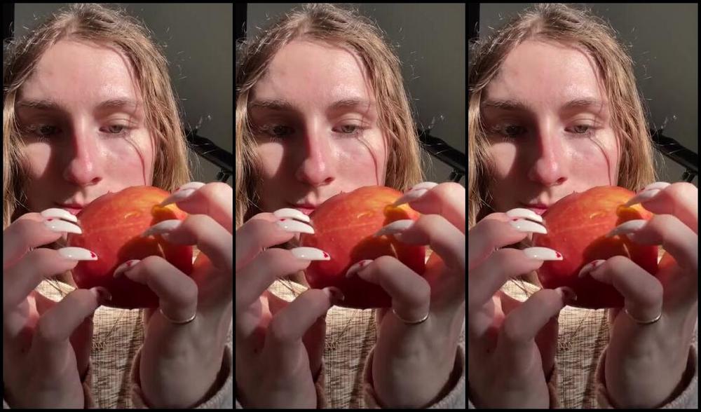 Lalalaura Nicknamed Lauras Kingdom 07 18 2024 Onlyfans Video Grace Apple Claw