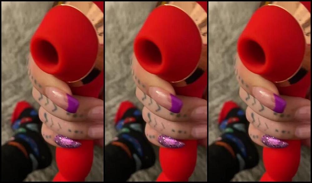 Anushkavelvet Onlyfans Thank You To The Special One Who Went To My Wishlist And Ordered Me This Toy It S Truly Dangero