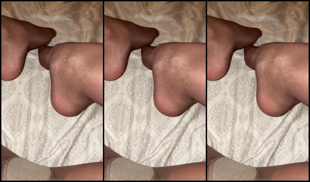 Nylonskitten Nicknamed Nylonskitten 07 13 2020 Onlyfans Video 1 Min Video Clip In My Shiny Nylons Tonight