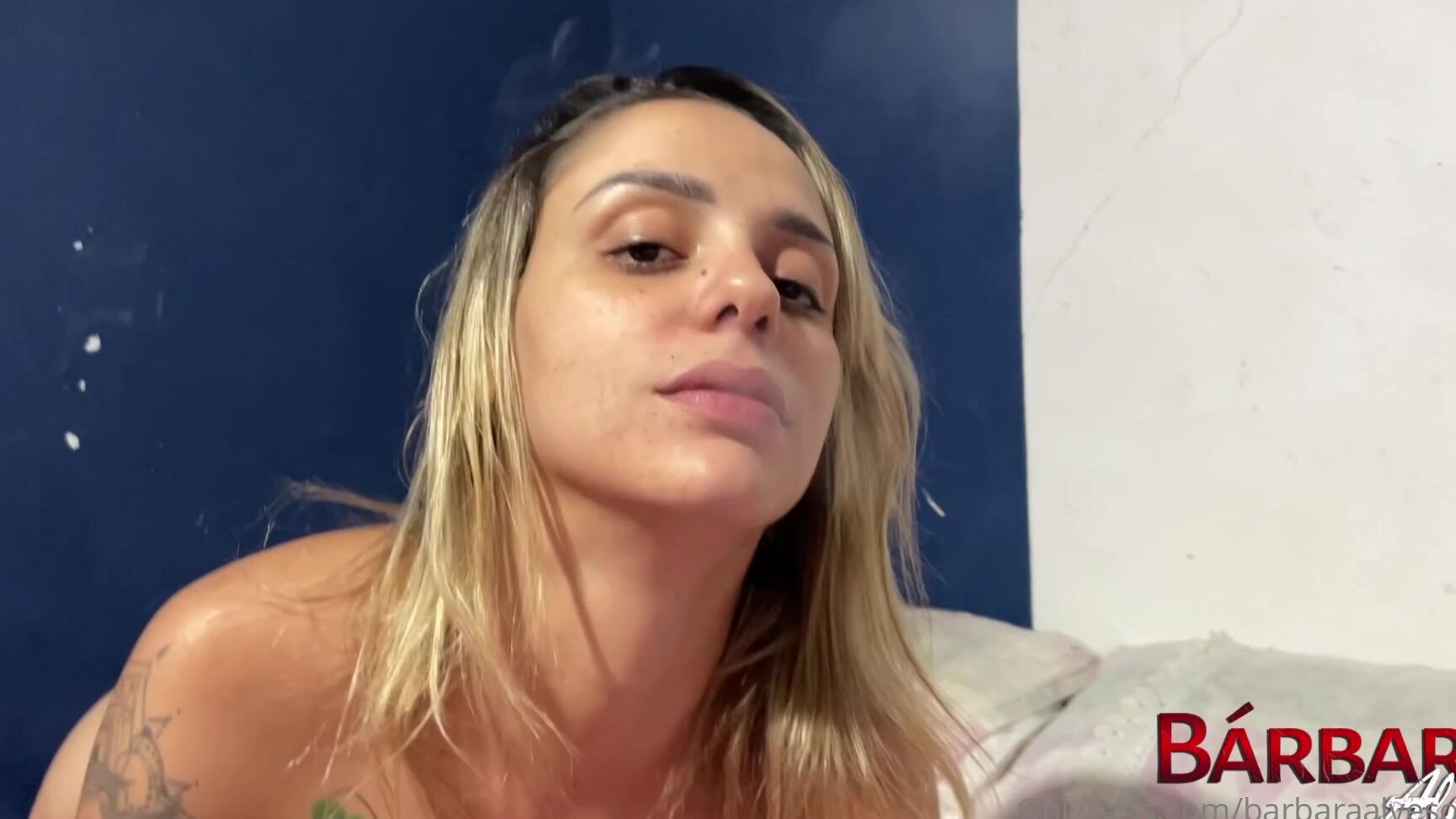 Barbaraalvesoficial 2544531136 08 02 2022 Smoking Fetish