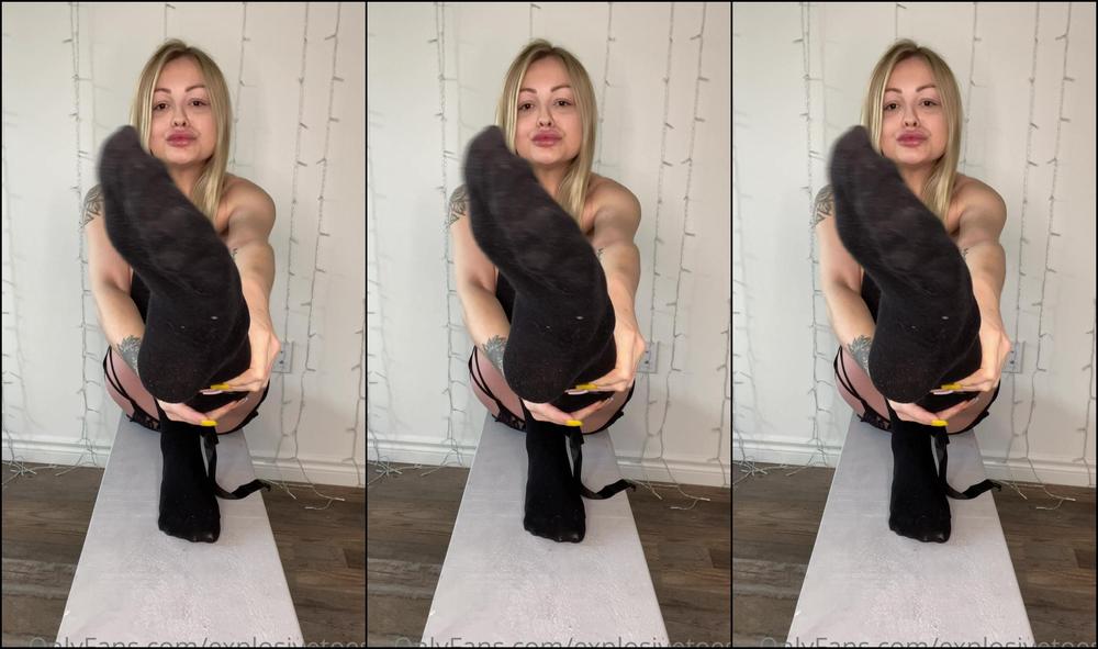 Explosivetoess Thigh High Sock Tease Watch Me Show Off How You Can Just See The Outline Of My Soles And