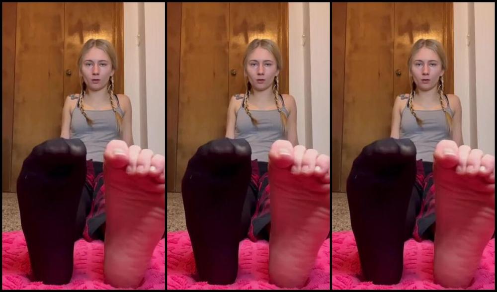 Blondies Toes Onlyfans Here S A Nylons Removal With Oil Humiliation Set Hope You Guys Enjoy I Will Be Back Online La 1