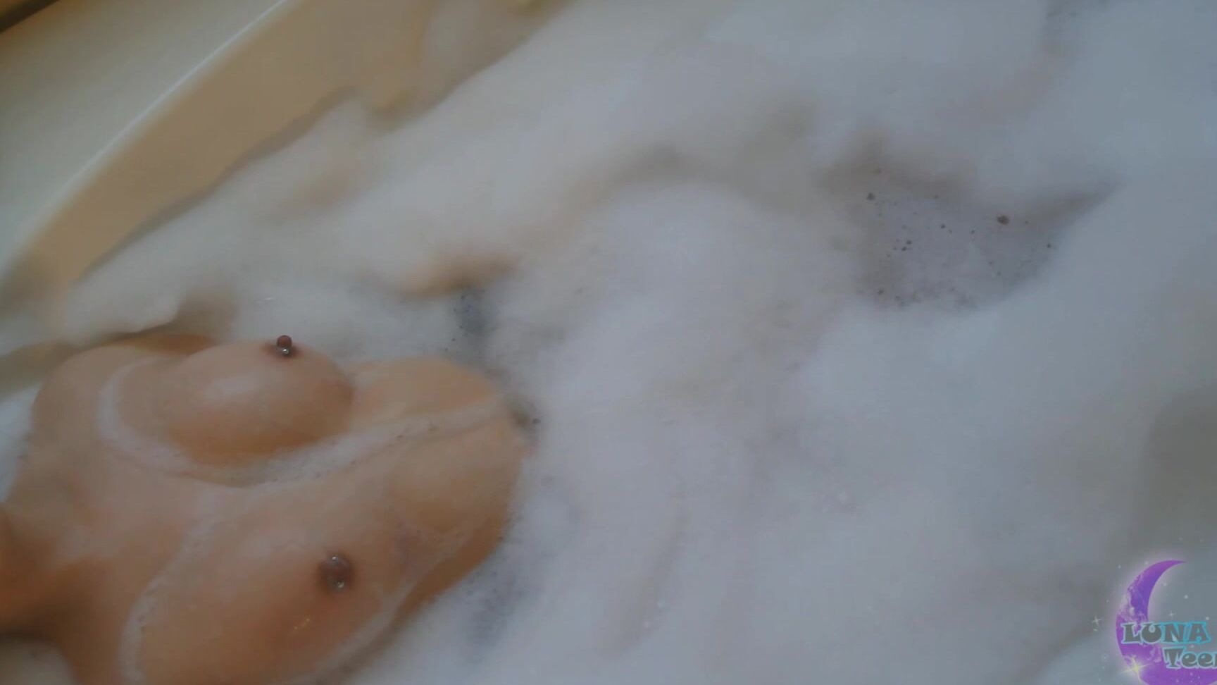 18 & 19 Yrs Old, Squirt, Teens lunateeen custom bath show ManyVids