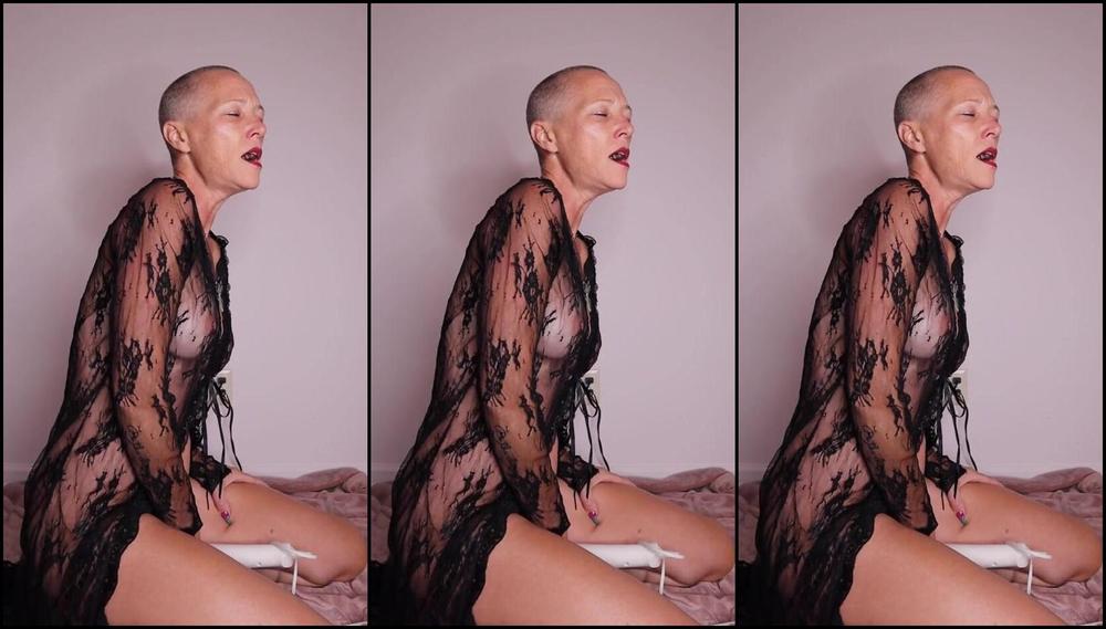 "KikiDeez" Squirting Orgasm, Lovense Lush Squirt, Black Lace, Pussy Gape, Queefing, Multiple Orgasms, Pov, Vibrating, Loud Moaning Orgasm, Petite, Hot Blonde, Long Nails, Shaved Head, Sexy Lingerie, Close Up, Orgasm, Suggest KikiDeez I Kept Squirting