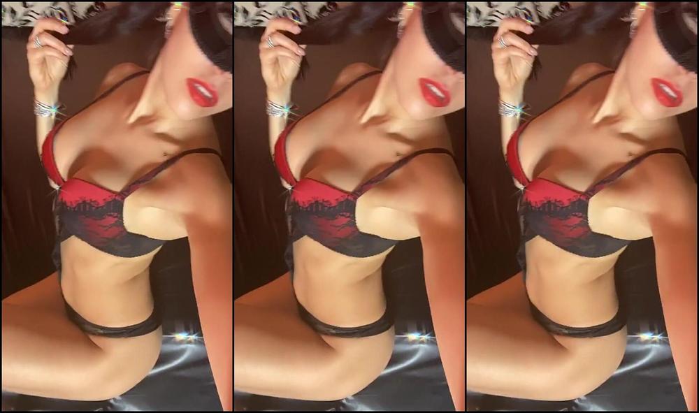 Mistress Gaia Addicted To Me Worship