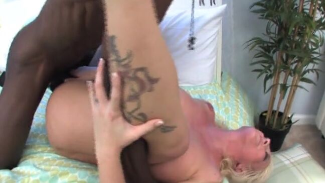 Leya Falcon Depth Charge 3