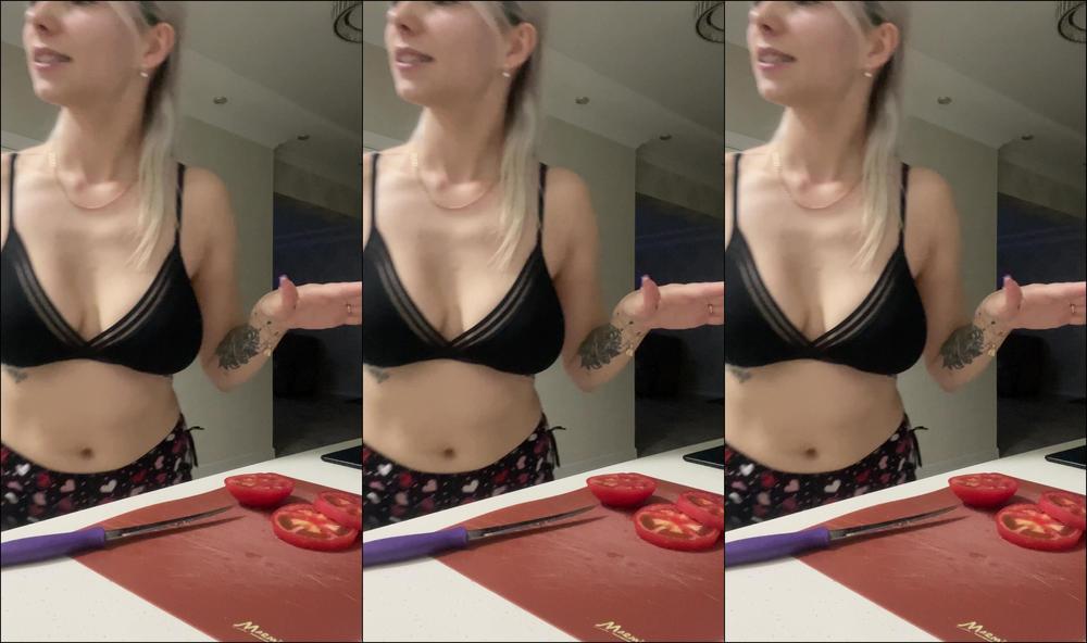 "SweetBlondyVi" blonde, food, foodporn, kitchen, kitchentable, sfw Kitchen cooking manyvids
