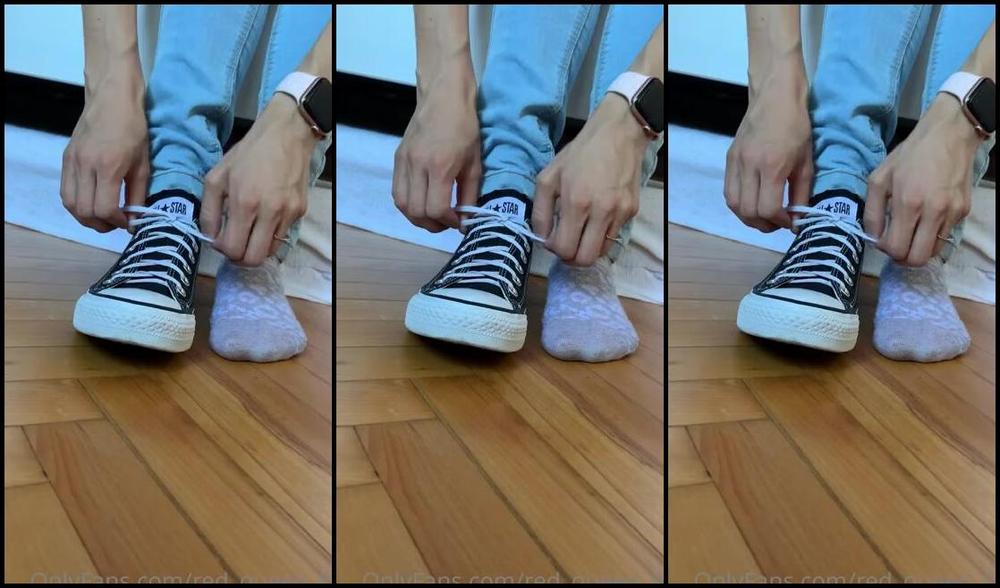 Red Queen Nicknamed Red Queen 94 Femdom 08 21 2020 Onlyfans Video Good Morning Puppy Do You Want To See My Yummy Feet Do You How About I