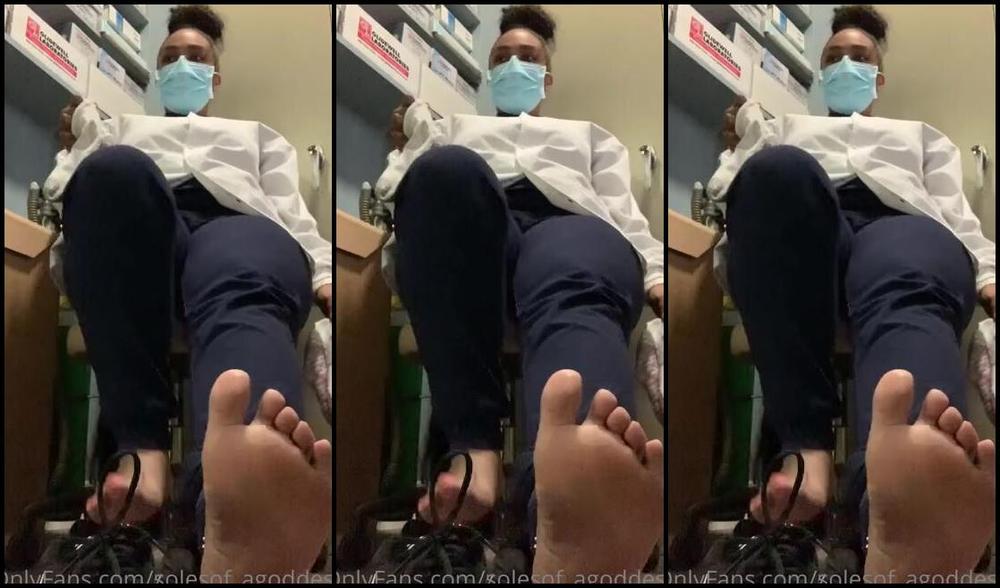 Soles Of Agoddess Nicknamed Solesof Agoddess Onlyfans Work Soles Stinky Work Soles Gn