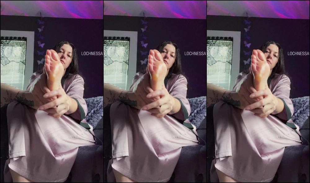 Lochnessa93 3081721469 11 11 2023 Would You Massage Shea Butter Into My Feet