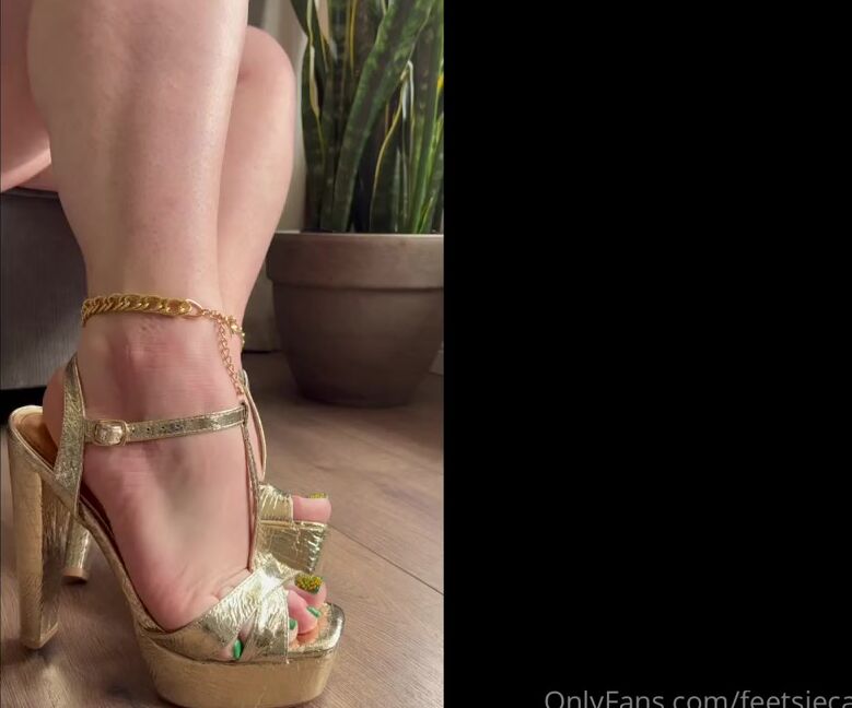 Caroline Aka Feetsiecakes Onlyfans The Last Of My St Pattys Content I Ll Miss This Pedicure These Gold Heels Are One Of My Favourite