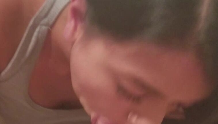 Sofia Gomezz Follow Me Youll Love What You See