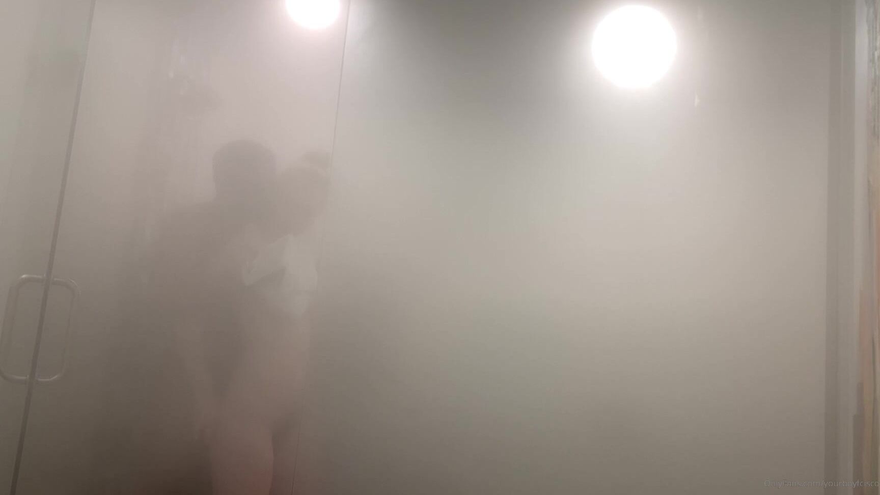 yourboyfcisco-19-01-2020-129601456-shower-bts-w-lenaisapeach