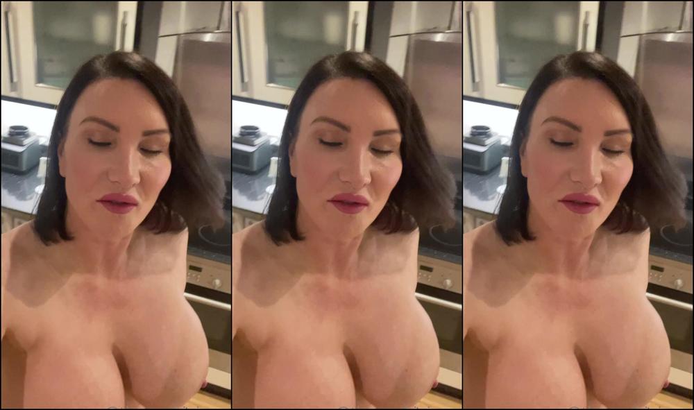 Thesophiejames Good Morning A Naked Q A Up Close Very Close In Parts And Personal I Answer A Few Very Com