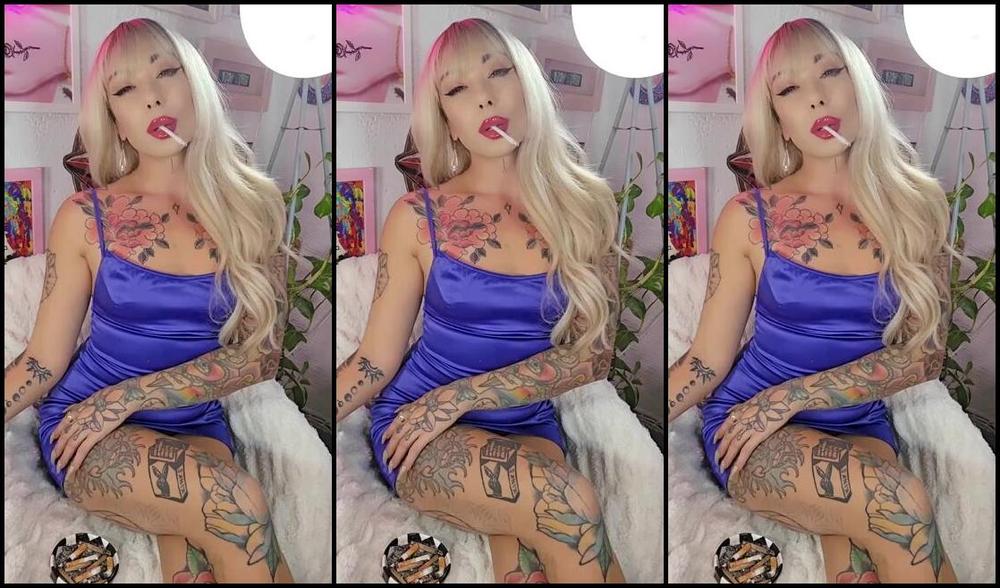 Queen Kinkerbell Nicknamed Kinkerbell23 Onlyfans Loving This Silky Dress Perfect For Tonights Party Made Sure My Lips Are Extra Red And