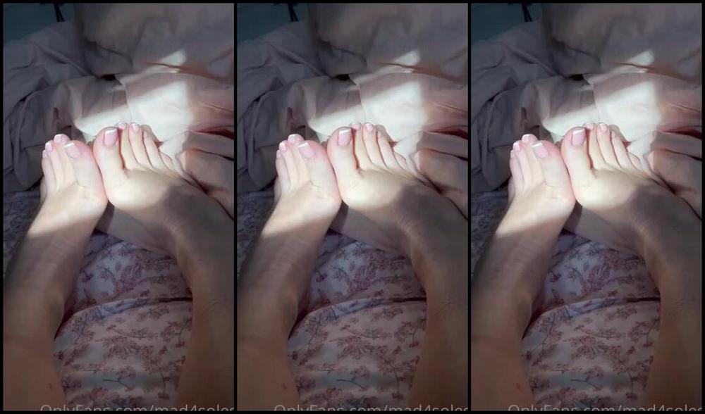 Goddess Mads Nicknamed Mad4Soles Onlyfans Using The Little Bit Of Light Peeping Through My Window This Morning To My Advantage