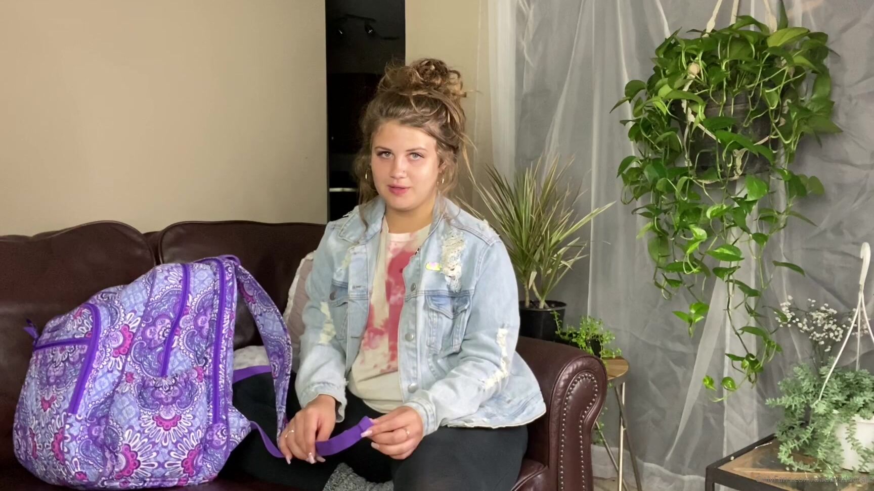 daddysdaycare-18-12-2019-106966720-your-daughters-best-friend-is-over-studying-for-her-finals-with-your-daughter-when-you-com